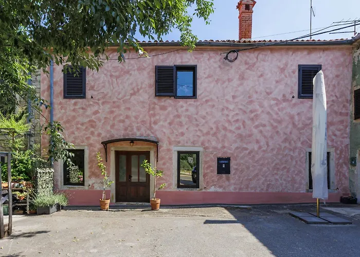 Appartement Lorena By Interhome